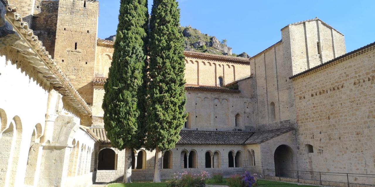Saint-Saturnin-de-Lucian Le Mimosa Bed & Breakfast エクステリア 写真
