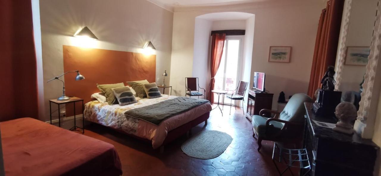 Saint-Saturnin-de-Lucian Le Mimosa Bed & Breakfast エクステリア 写真