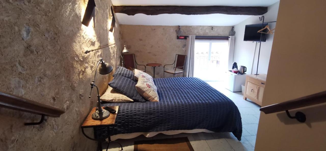 Saint-Saturnin-de-Lucian Le Mimosa Bed & Breakfast エクステリア 写真