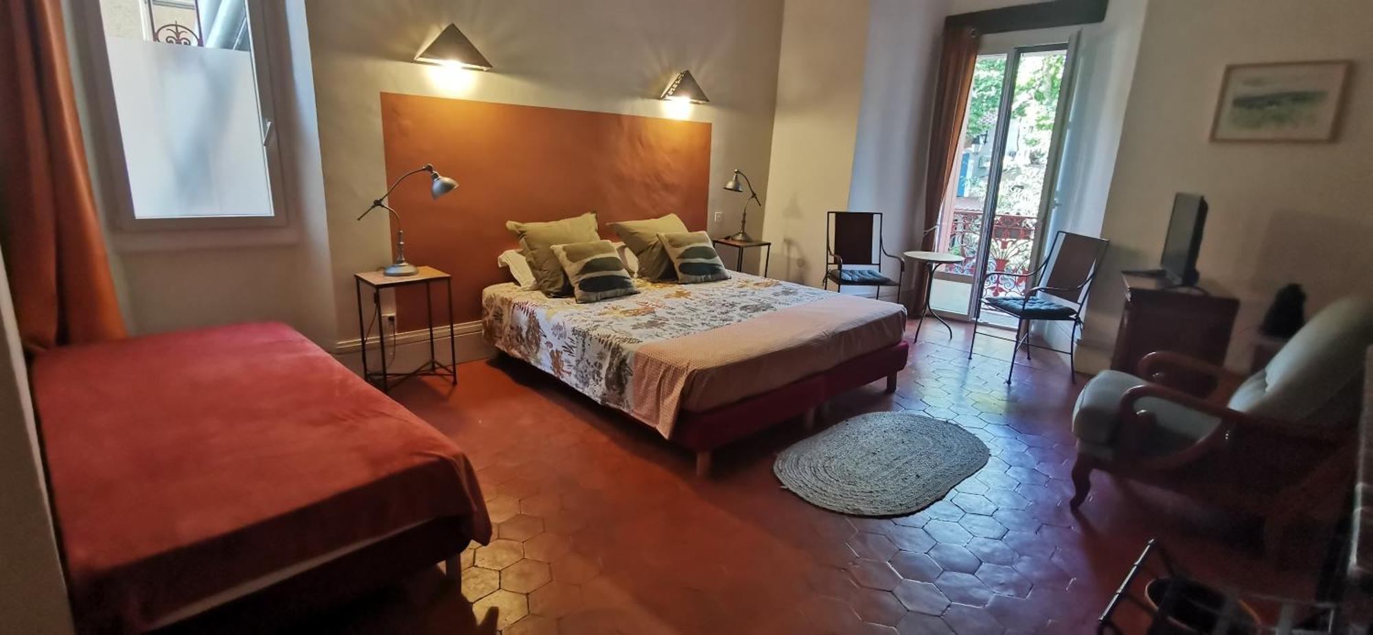 Saint-Saturnin-de-Lucian Le Mimosa Bed & Breakfast エクステリア 写真